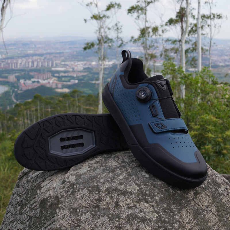 Avitus รองเท้า MTB ผู้ชายมี2-B - Mountain Biking Videos บทวิจารณ์และราคา